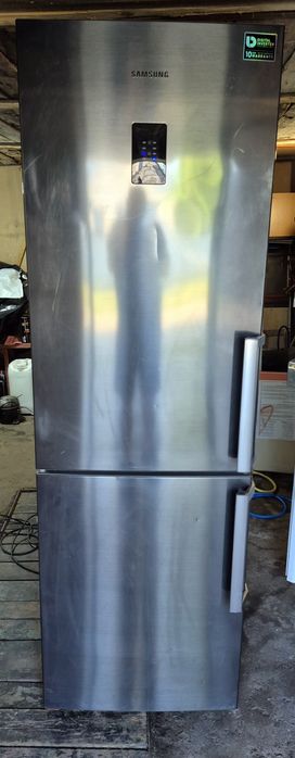Продам холодильник Samsung No Frost