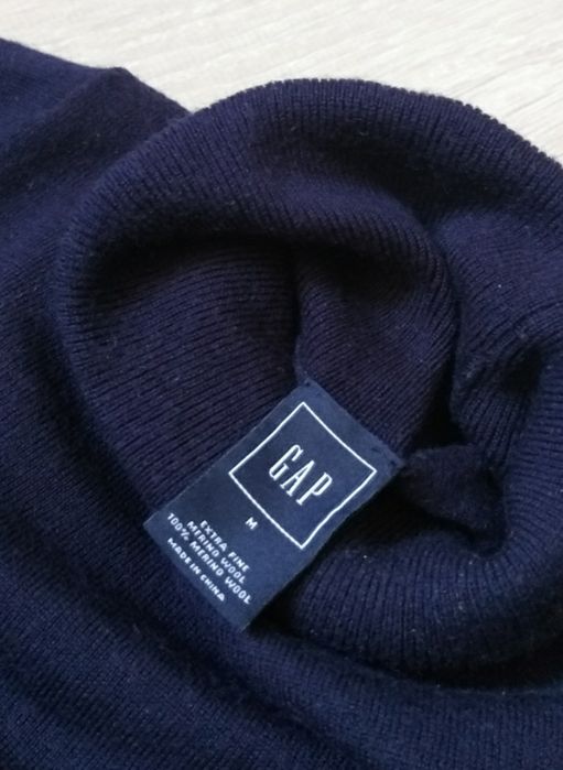 Продам GAP merino wool