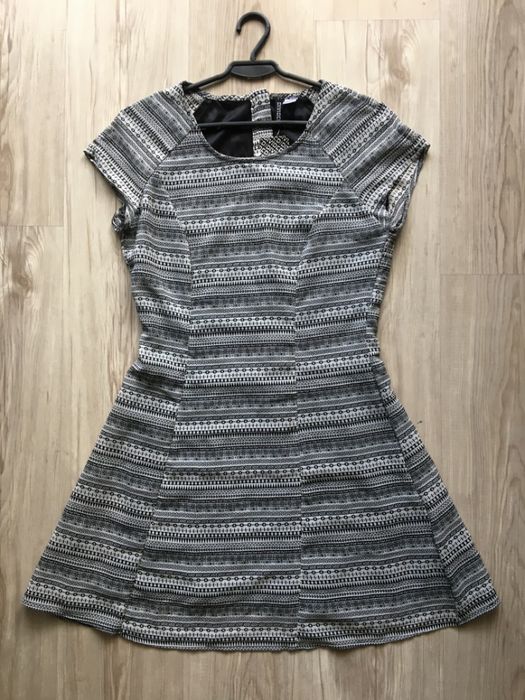 Nowa sukienka H&M, rozmiar 38