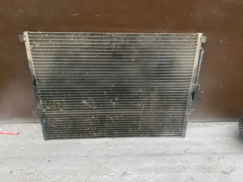 Радиатор кондиционера Джип чероки 04год jeep cherokee wj