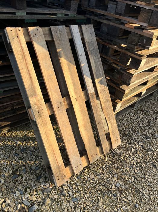 Palety. przemysłowe. drewniane