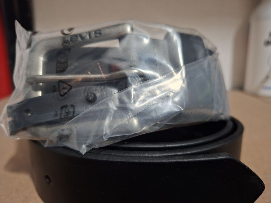 Pasek meski levis nowy czarny 75cm