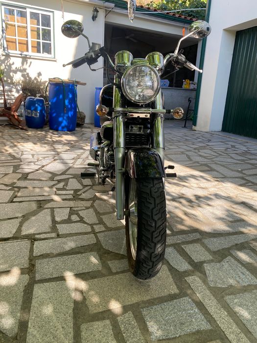 Hyosung Aquila 125cc (v-twin)