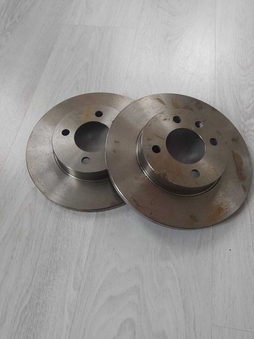 Продам Тормозные диски Volkswagen Passat Б4