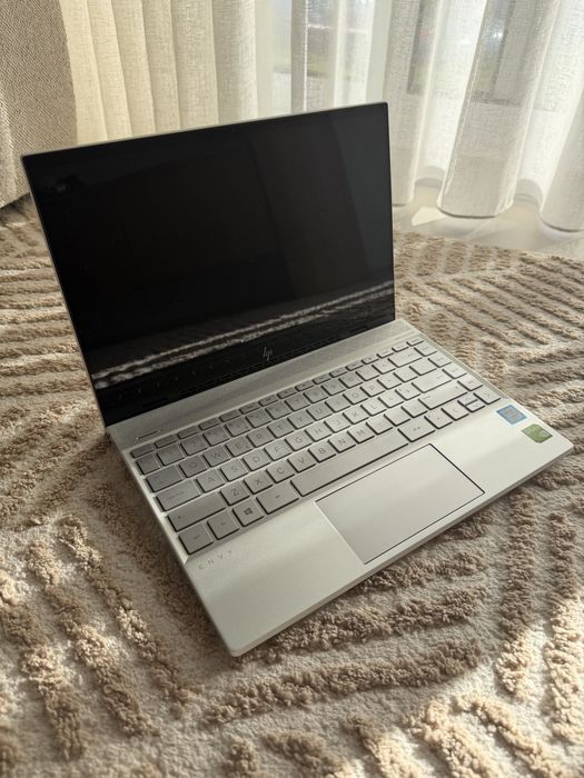 Portatil HP ENVY