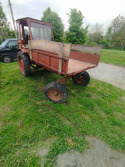 ХТЗ Т-16 в доброму стані