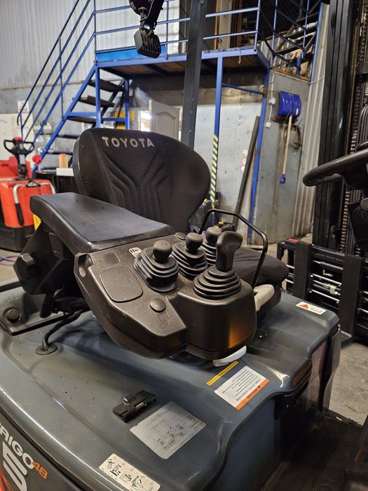 Навантажувач Toyota 1,5 т з Li-ion АКБ. Вилочный электропогрузчик