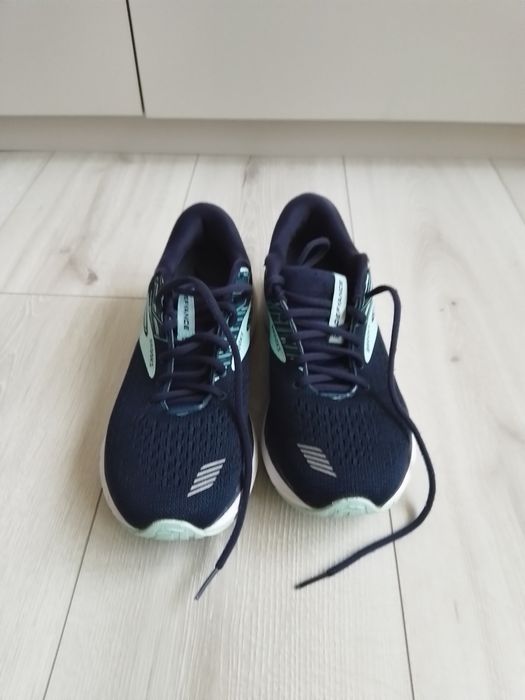 Кросівки Brooks,40р