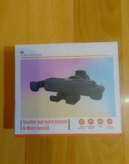 Автомобильный держатель для смартфона