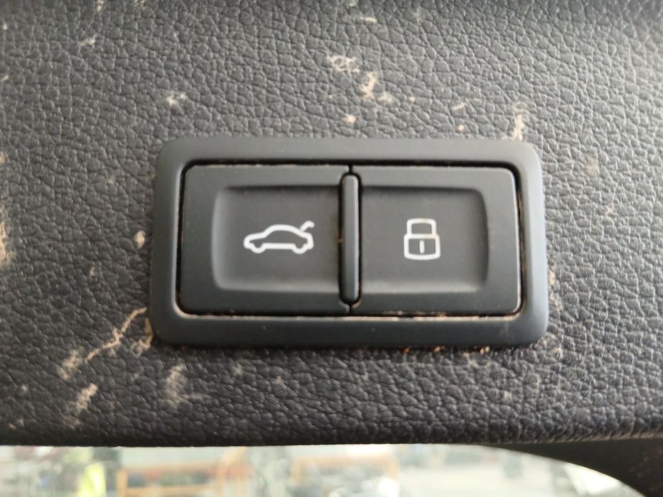 Fechadura / fecho da mala AUDI Q2 (GA)