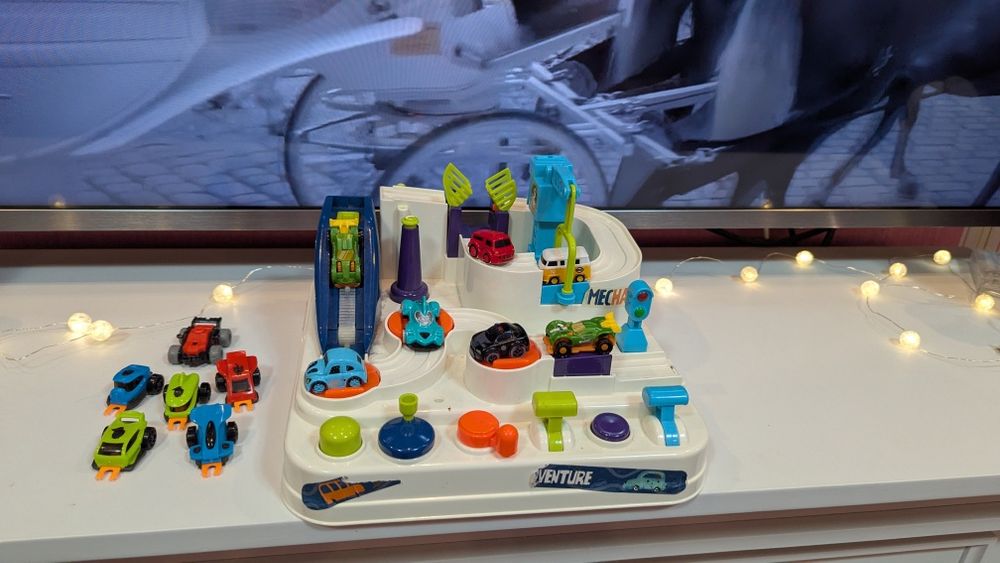 Інтерактивна іграшка