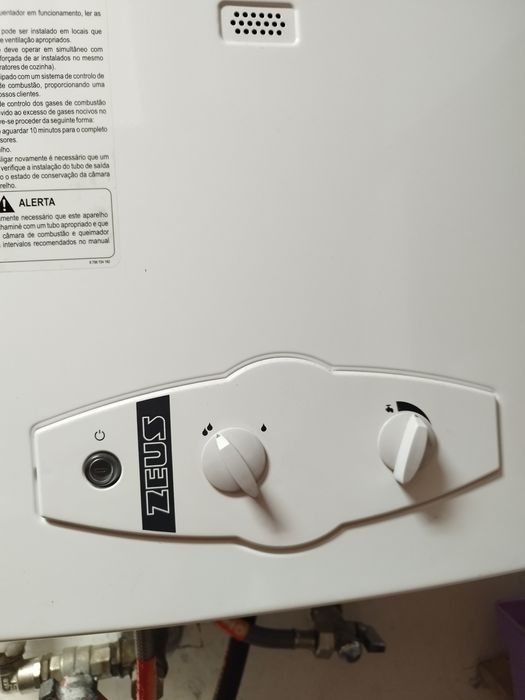 Esquentador marca Zeus