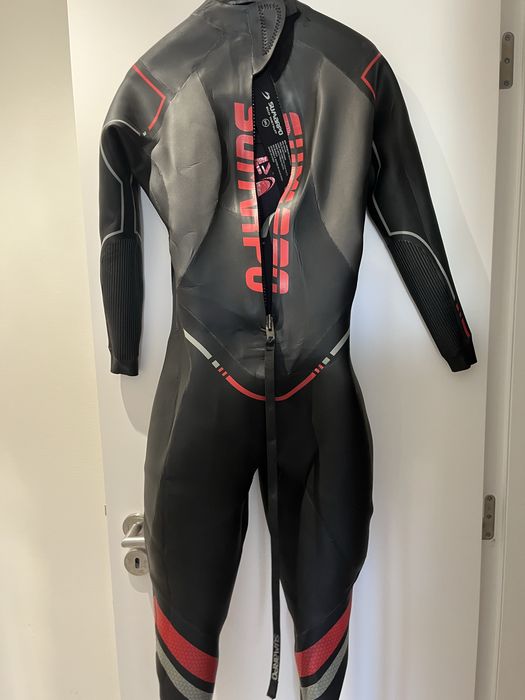 Fato Sumarpo Vanguard tristlo e aguas abertas