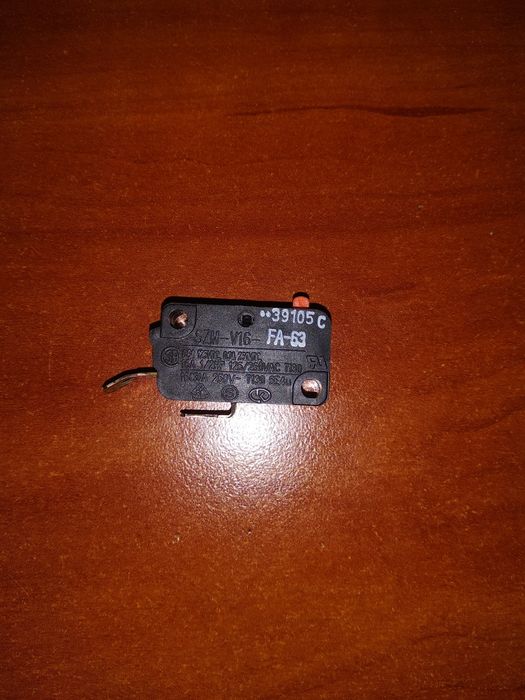 Микропереключатель микроволновки