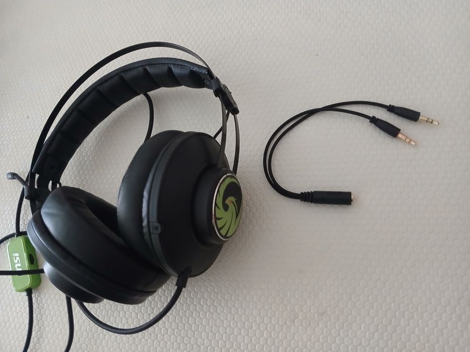Teclado Trust e Gaming Headset MSi452423200591718404