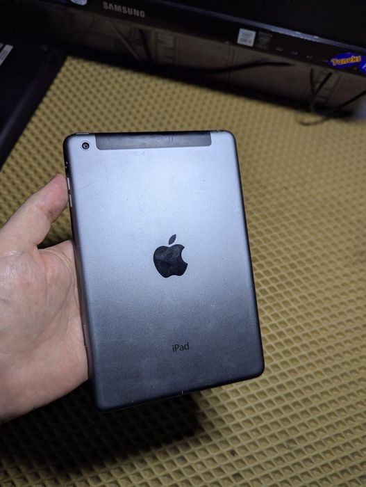 Apple Ipad mini 16gb