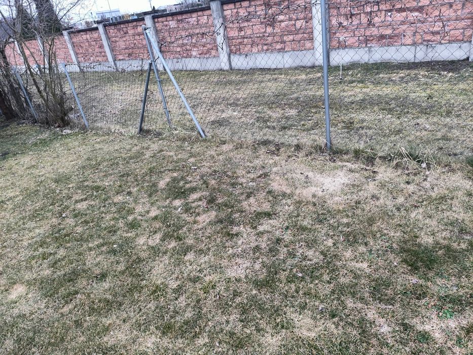 Sprzedam siatke ogrodzeniowa