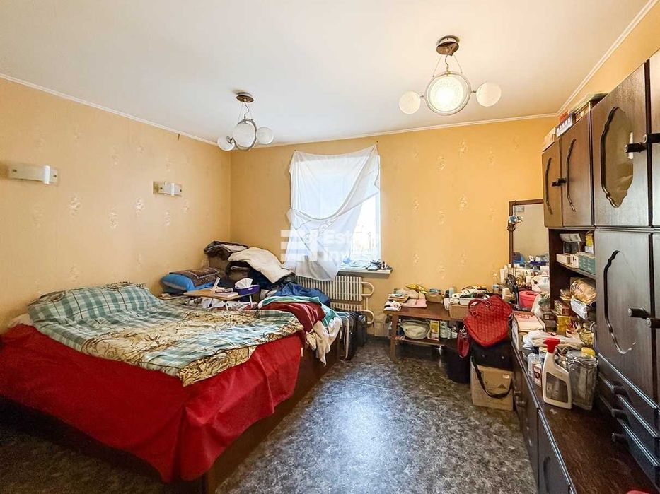 Продам 3 кімн. квартиру в новобудові на вул. Дмитрівська, 5