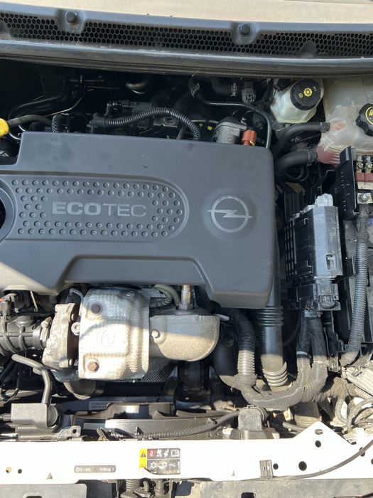 Peças Opel Astra Sports Tourer J 1.3 CDTI Ecotec