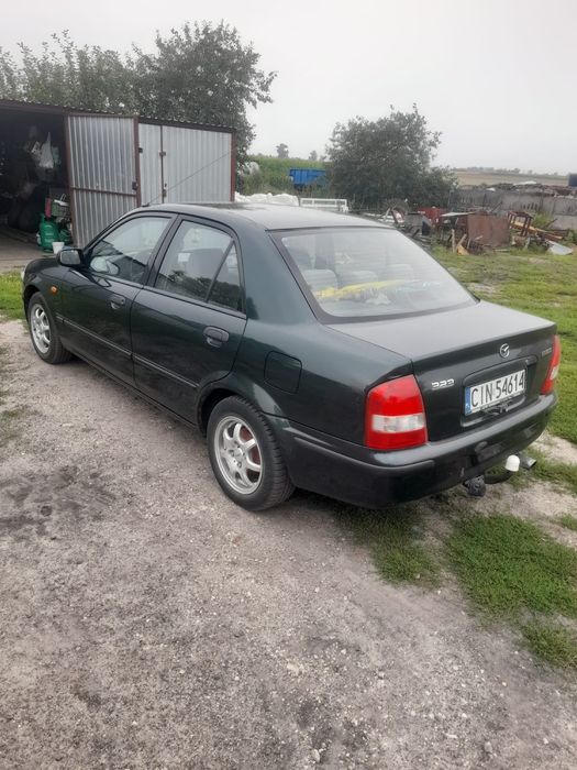 Sprzedam Mazde 323