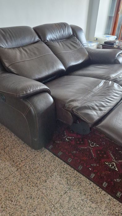 Sofa de pele extensível Chateaux d'Ax -  Preço Negociáv