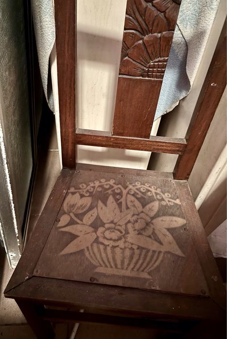 Cadeira de madeira vintage