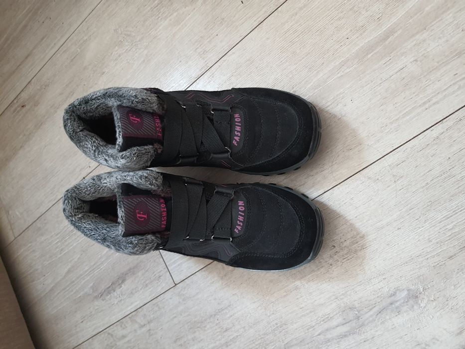 Сапожки, ботинки, зимові кросовки