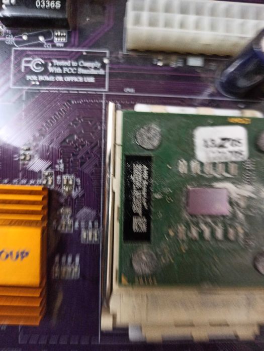Комплект AMD Sempron 2400 + ElitGroup K7VTA3 + DDR 256 Mb