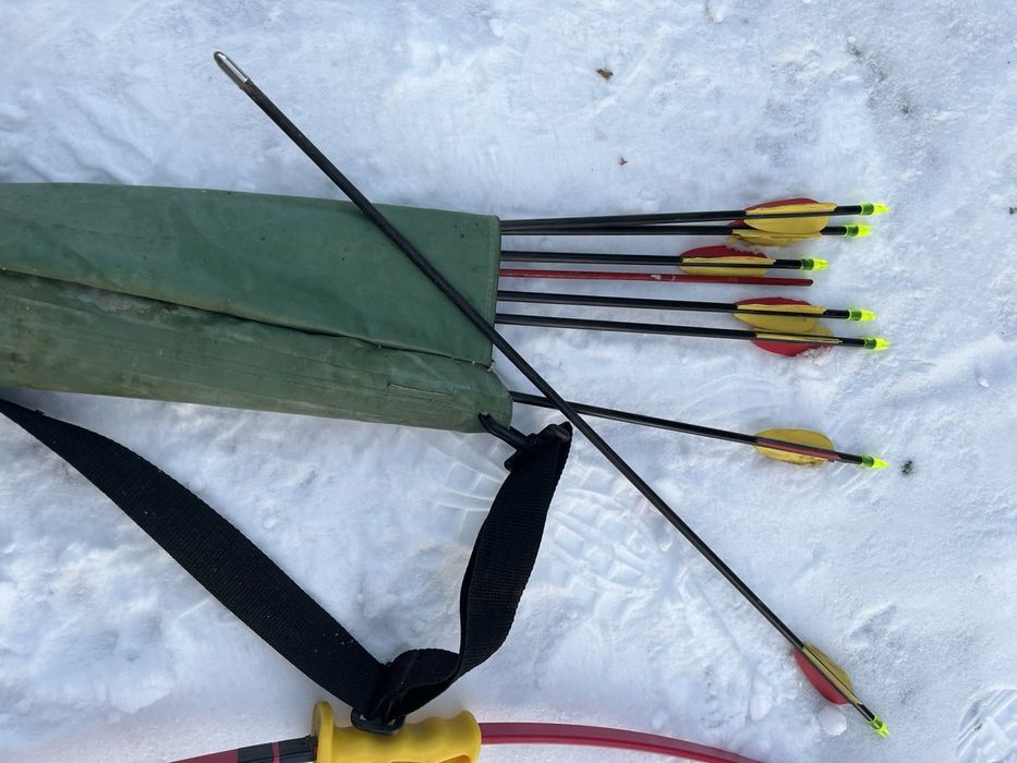 Продам лук дитячий