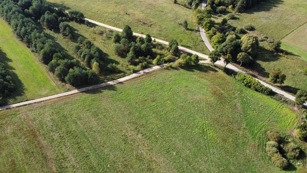 Bezpośrednio! Atrakcyjna działka w otoczeniu natury w sercu Warmii