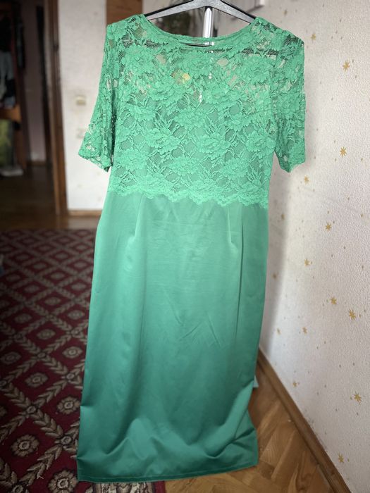 Продам сукню батал