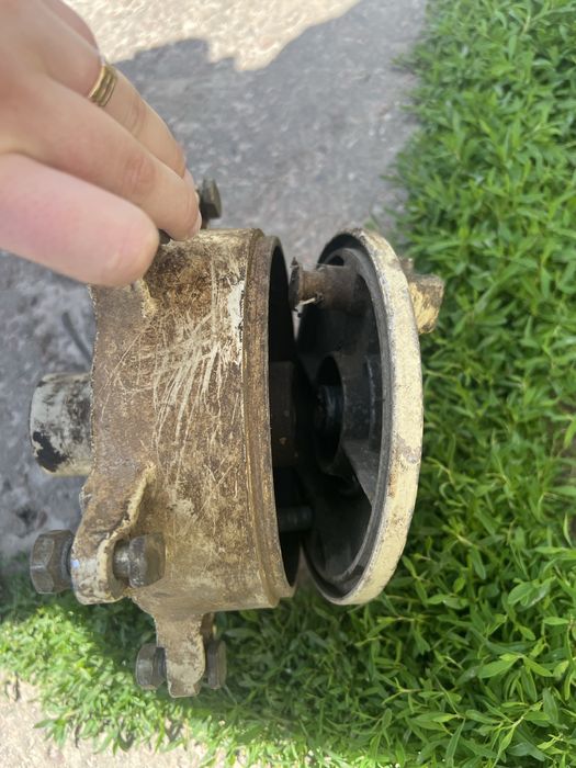 Супица переднего колеса