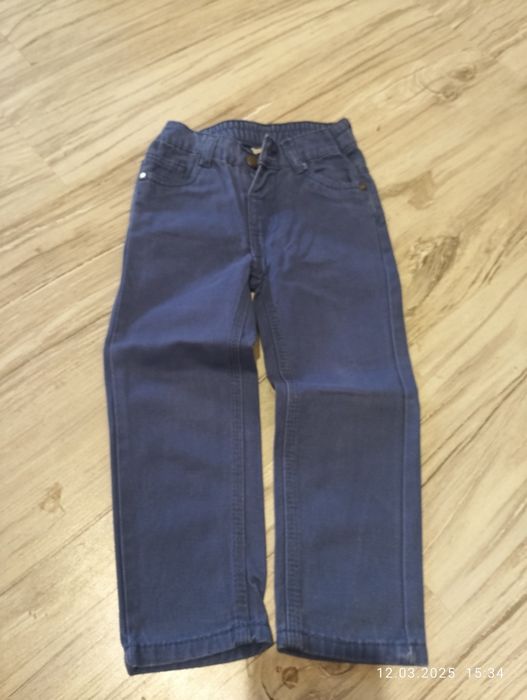 Spodnie chłopięce niebieskie