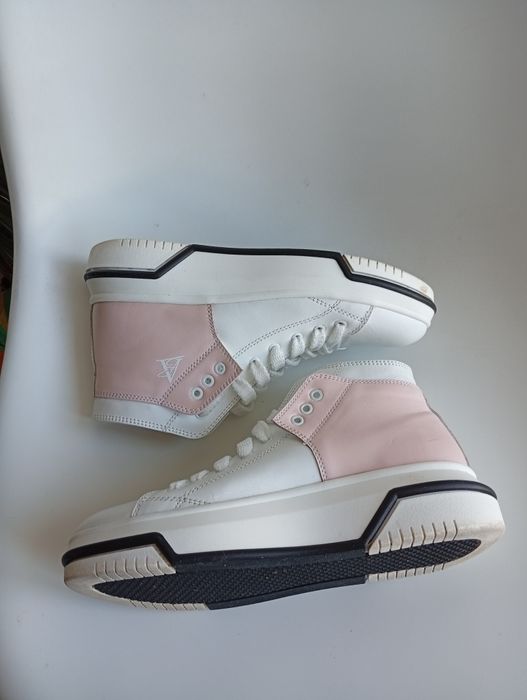 Ботинки женские кожаные. 24,5 см стелька