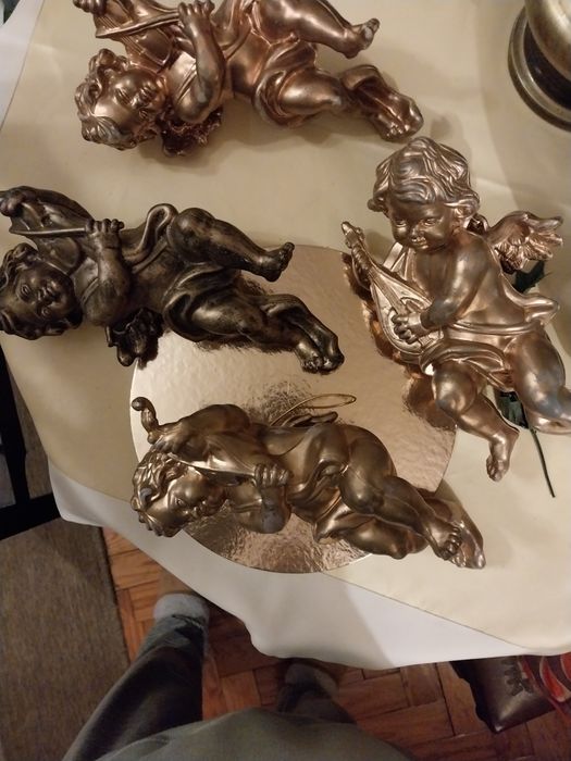 4 Serafins dourados vendo os 4 ou conj de 2