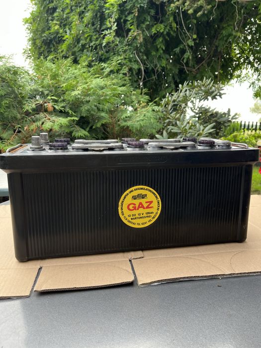 Akumulator zabytkowy ebonitowy 12V 135Ah TGL 10241