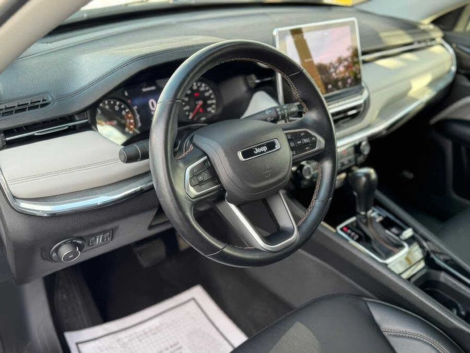 Jeep Compass      2021