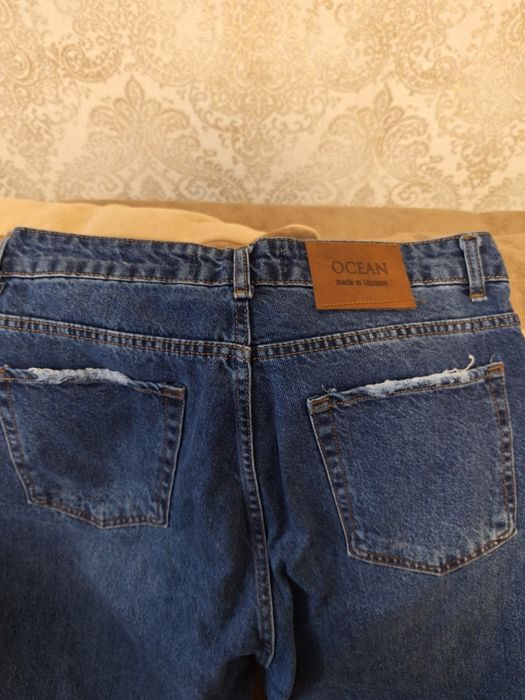 Джинси, стан нових. Р.33