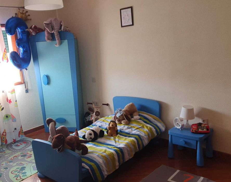 Vendo quarto infantil completo
