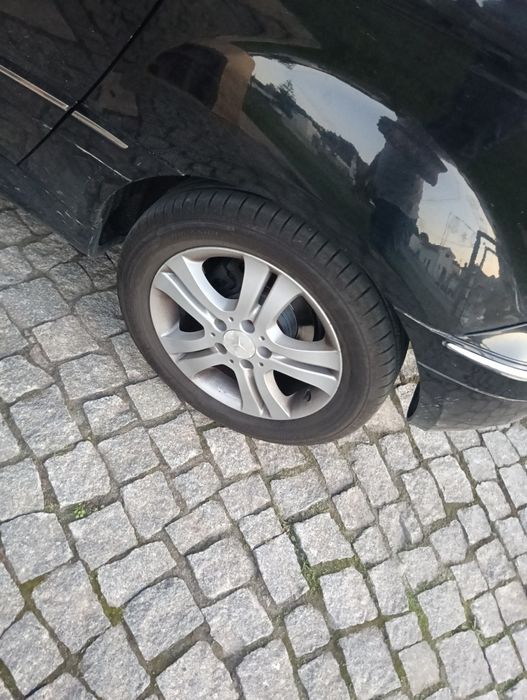 Vendo Mercedes B180