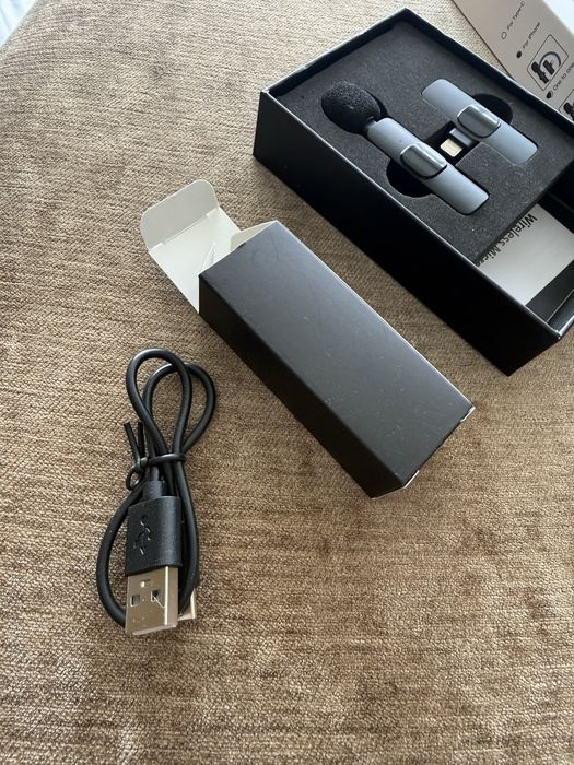 Безпровідний петличний мікрофон для iphone