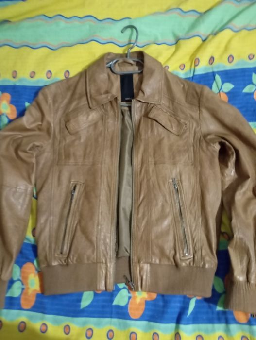 Kurtka skurzana kolor brązowy. Stan bardzo dobry.