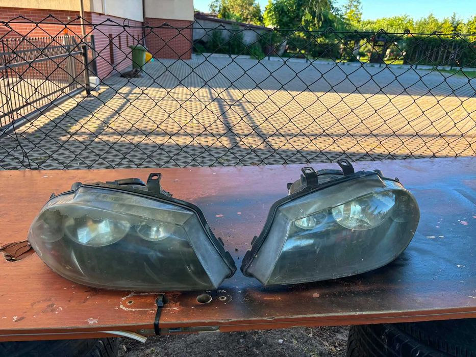 Lampy przód Seat Ibiza 3 6L