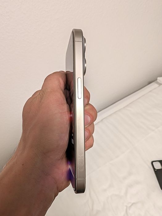 iPhone 15 Pro 128 GB Natural Titanium – idealny stan, bateria 91%