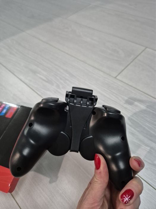 Pad do telefonu do gier