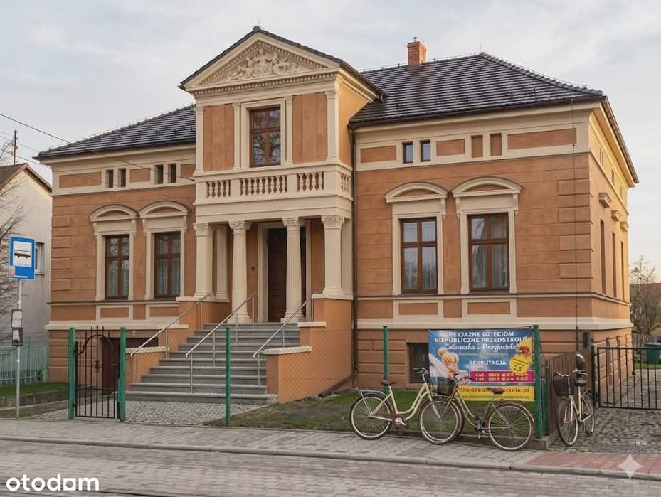 Sprzedam Willę Podmiejską