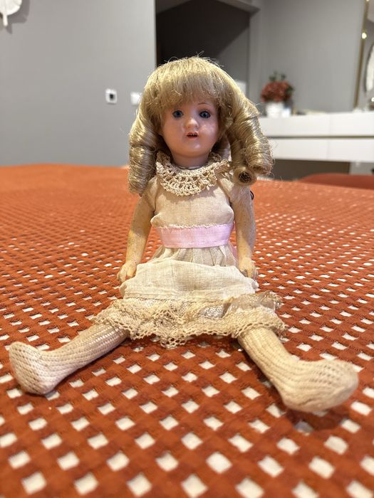 Boneca antiga Armand Marseille (Alemanha, c.1912) – porcelana, 30 cm