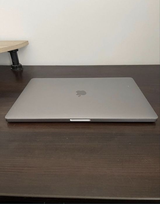 MacBook Pro 16 2019 i7