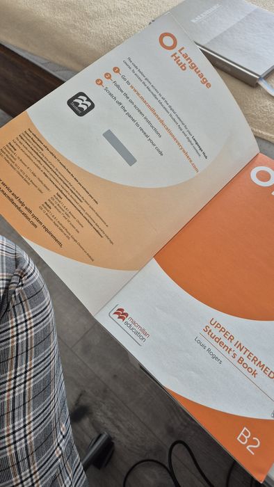 Language hub B2 podręcznik