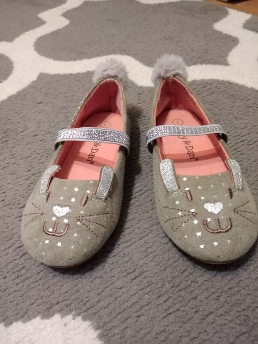 Balerinki buty do sukienki na święta z pomponem r  25